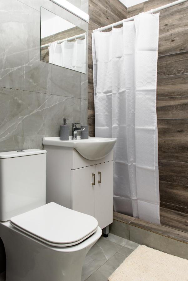 Callisto 3 Bedroom Apartment Larnaca Eksteriør billede